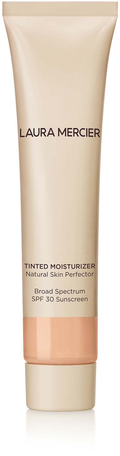 En beige tub av Laura Mercier tintsatt fuktighetskräm med SPF 30, märkt som en naturlig hudförbättrare.