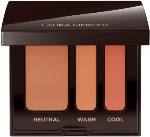 Meikkipalette, jossa on kolme sävyä nimetty neutraali, lämmin ja viileä, mustassa Laura Mercier -kotelossa.