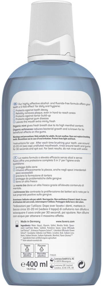 Eine blaue Flüssigkeitshändedesinfektionsflasche mit weißen Klappverschluss und Text auf dem Etikett.
