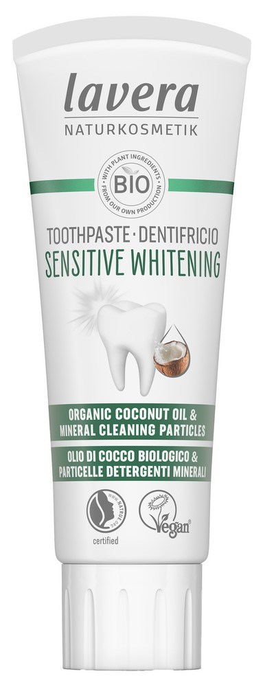 Tandkrämstuben märkt 'Lavera Sensitive Whitening' med kokosolja och naturliga ingredienser för känsliga tänder.