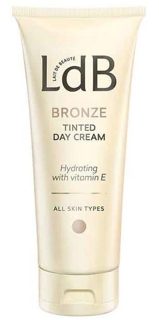 Eine Tube La Biotte beauty bronze getönte Tagescreme mit Vitamin E für alle Hauttypen.