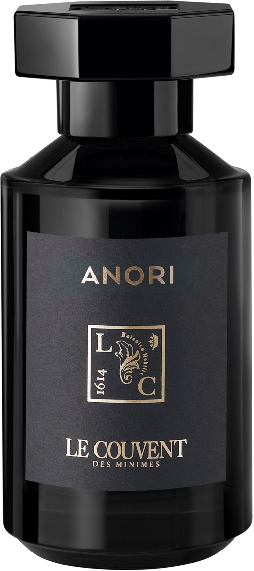 Zwarte fles met een eenvoudige label, goud-en witte tekst, en een zwart deksel voor parfum of geur.