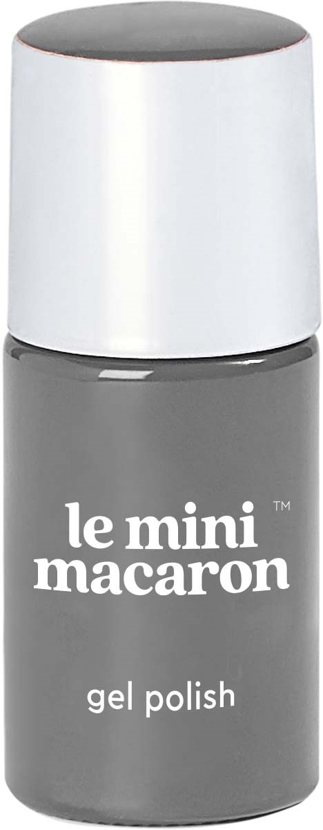 En liten grå flaska med etiketten 'le mini macaron' innehåller gelnagellack.