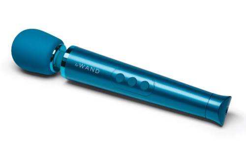 Le Wand Petite Rechargeable Vibrating Massager