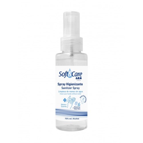 Klare Sprühflasche mit Soft&Care LEA, enthält Desinfektionsmittel mit 75% Alkohol, mit Hand- und Hautpflege-Symbole.
