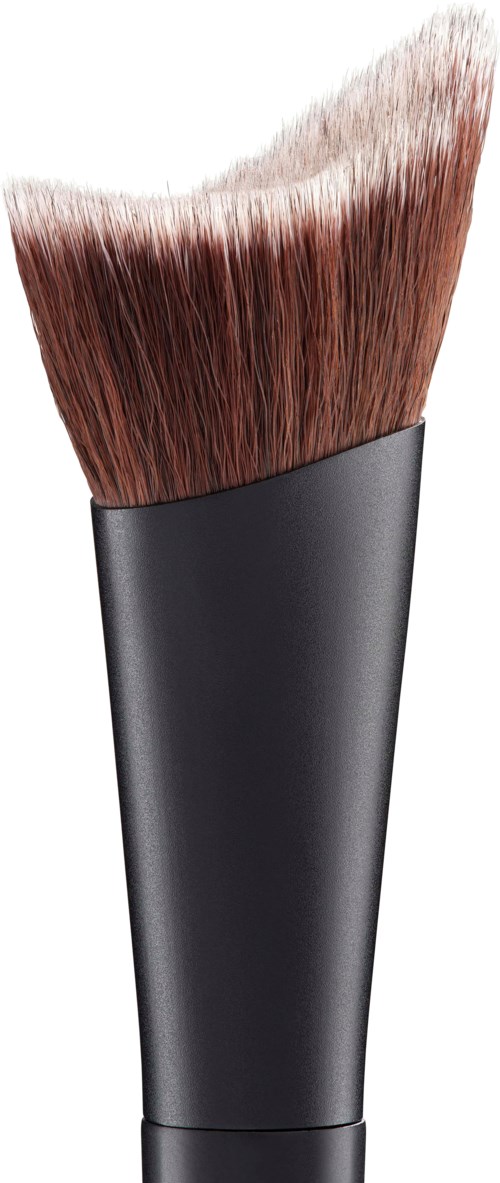 Een make-upkwast met bruin haar en een zwarte handgreep, schuin voor poeder of blush aanbrengen.