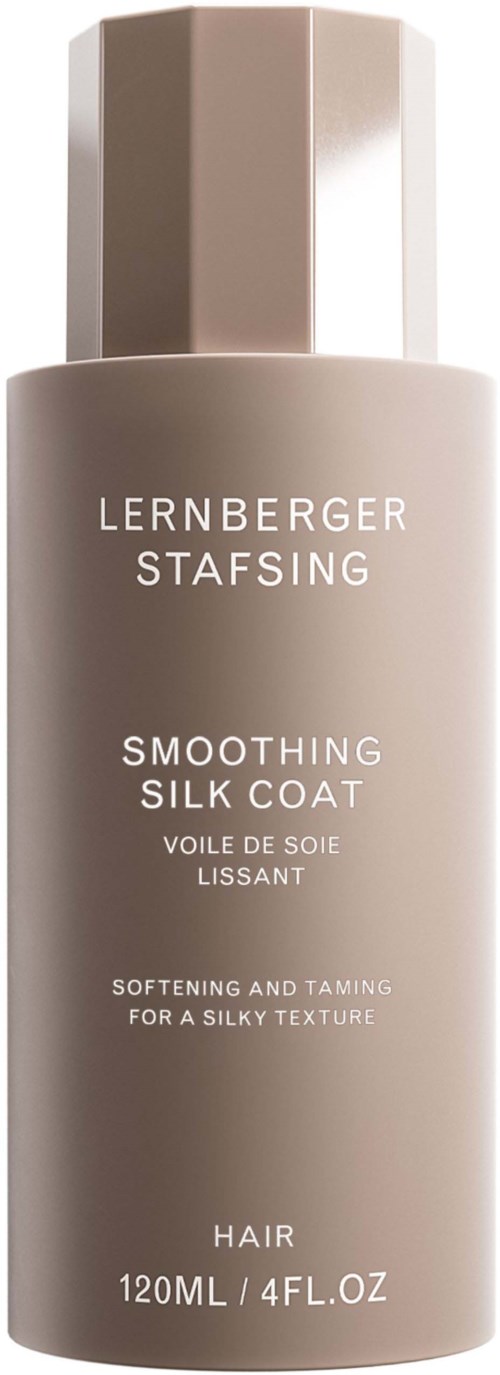 Een beige fles met een zilveren dop. Het is een haar gladmakende zijdecoating van Lernberger Stafsing.