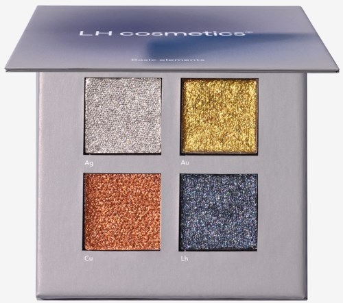 En sminkpalett med fyra glittrande ögonskuggor i silver, guld, orange och blått, med ett silverfodral och lila lock.