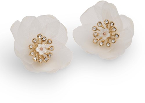 Weiße Blumenohrringe mit kleinen Gold- und Diamantakzenten in der Mitte.