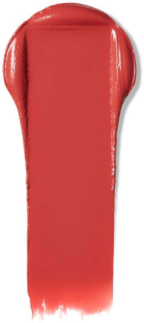Swatch av korallfarget leppestift med kremete finish.
