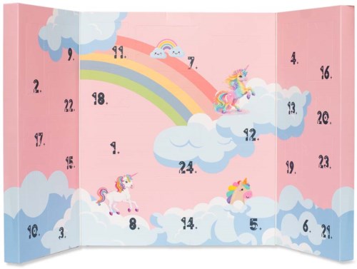 Ett rosa adventskalender med moln och regnbågar, med färgglada enhörningar på moln och numrerade luckor från 1 till 24.
