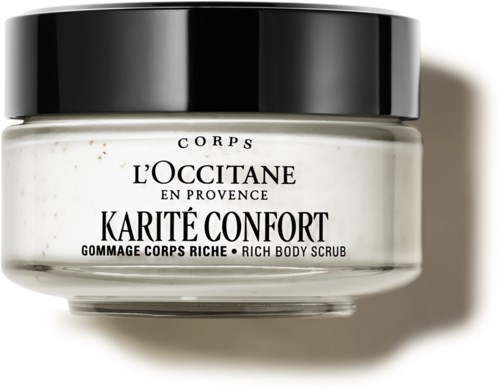 Ein Glas mit reichhaltigem Körperpeeling, Marke Karité Confort von L'Occitane, mit schwarzem Deckel und weißem Behälter.