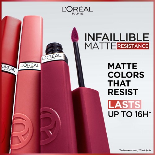 L'Oréal Mattelebensstifte mit Farbprobe und Text über langlebige, widerstandsfähige matte Farben bis zu 16 Stunden.