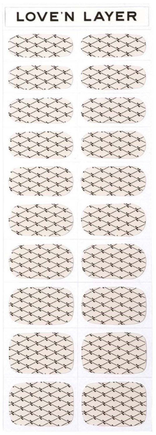 A sheet with 16 adhesive labels showing a lattice pattern, titled 'LOVE'N LAYER' at the top.