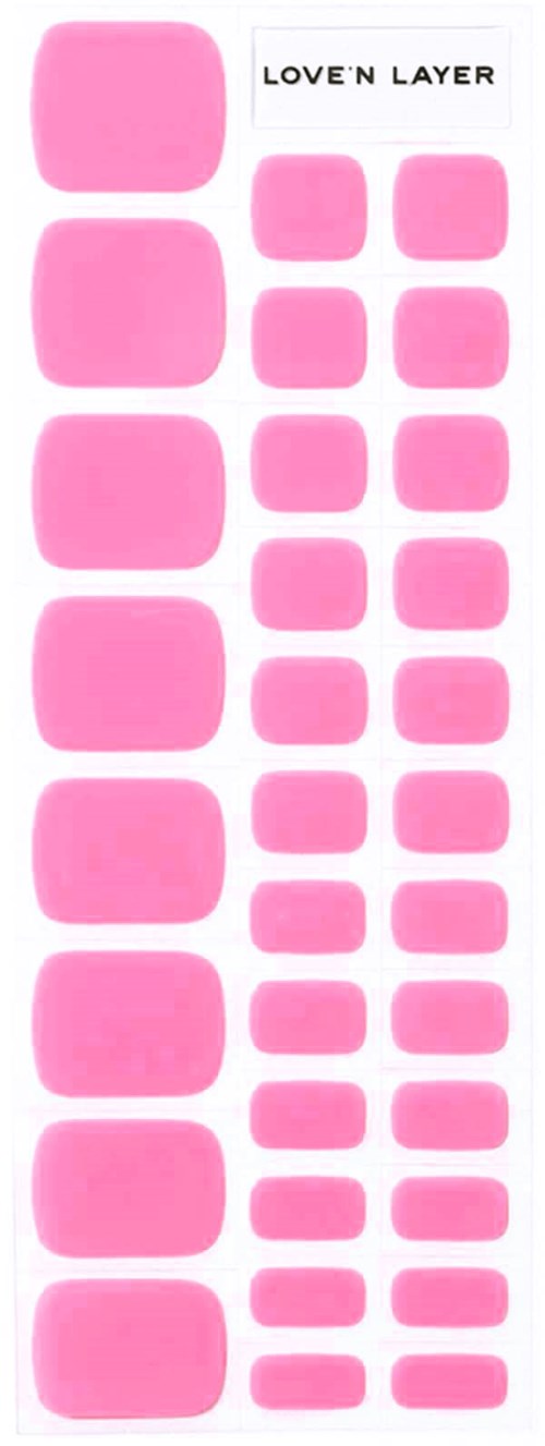 Ett blad med rosa nagelklistermärken i olika storlekar, märkt 'LOVE'N LAYER' högst upp.