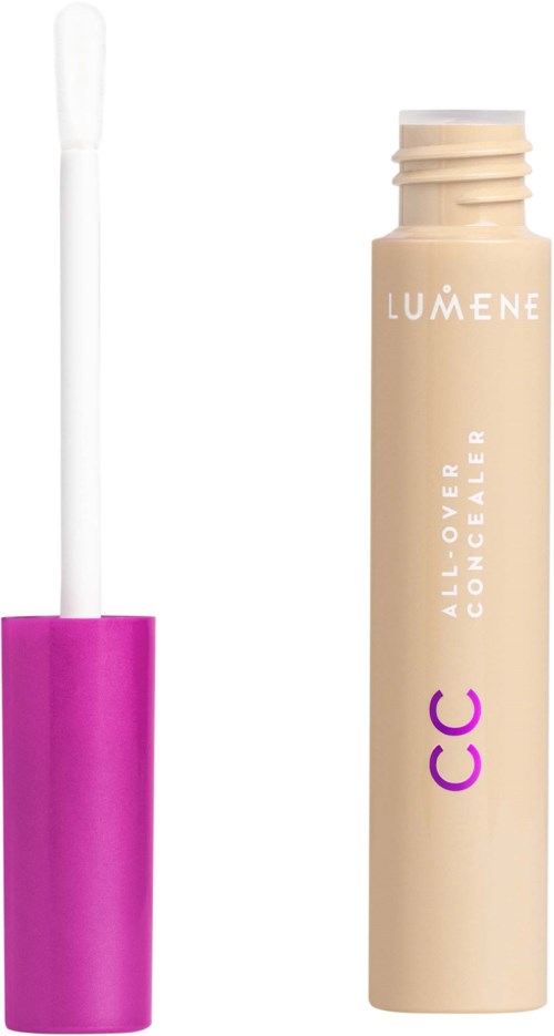 Een beige tube met een roze dop en een witte kwast, gemarkeerd 'LUMENE ALL-OVER CONCEALER CC'.