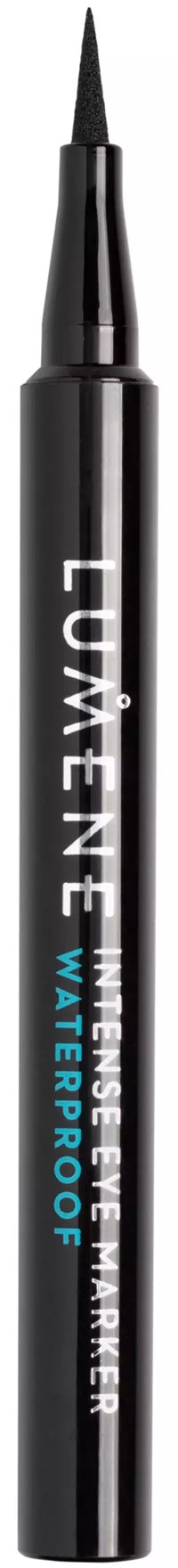 En svart makeup-penliknande märkpenna med spetsig spets. Den har vitt och blått text på kroppen, inklusive "LUV×LENT" och "WATERPROOF."