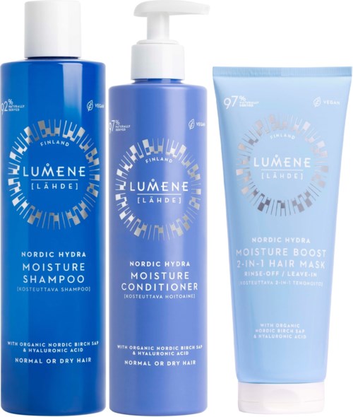Drie blauwe haarverzorgingsproducten: shampoo, conditioner en een leave-in haarmasker voor droog of normaal haar.