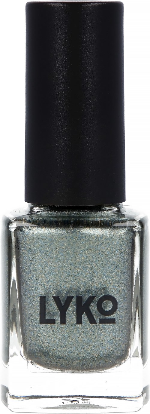 En flaska nagellack i grönaktig nyans med svart lock och texten "LYKO".