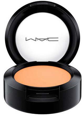 MAC skönhetsblush i kompakt form med persikofärgad rouge.