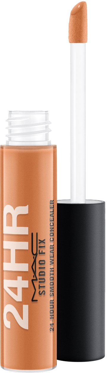En läppglansrör med peachfärgad gloss, vit applicator och svart lock, märkt '24HR Studio Fix'.