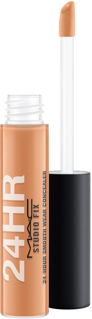 Lip gloss-rör med beige färg och applikatorborste, märkt "24HR Studio Fix".