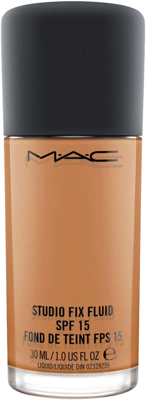 En flaska MAC Studio Fix Fluid med SPF 15, innehållande 30 ml foundation i en beige färg, med svart lock.