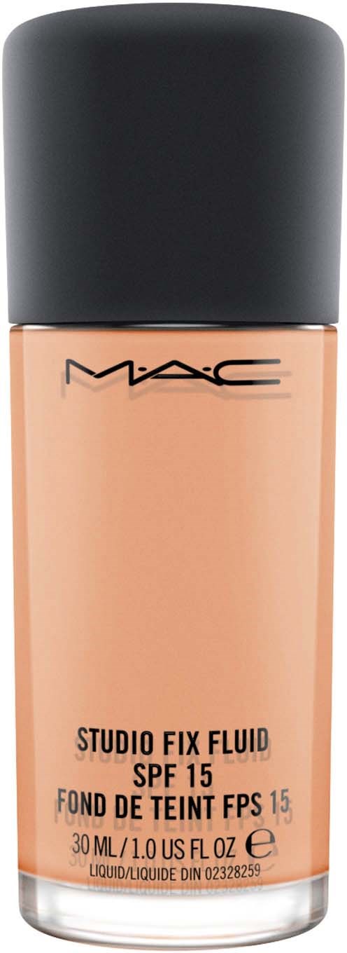 En flaska MAC Studio Fix Fluid foundation med SPF 15, innehåller 30 ml, i beige färg.