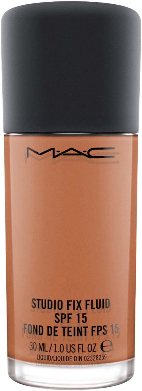 En flaska MAC Studio Fix Fluid foundation med SPF 15, 30 ml flytande makeup.