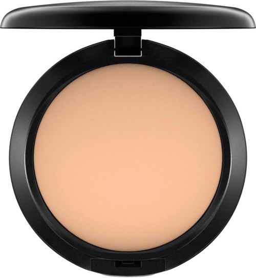 Ett runt kompakt med beige pressad puder och svart lock. Locket är öppet.