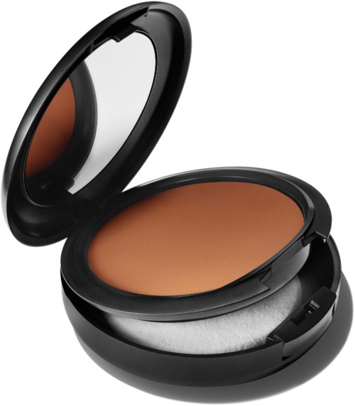 En kompakt sminkask med spegel, innehållande peachfärgad puder och en svampapplikator.
