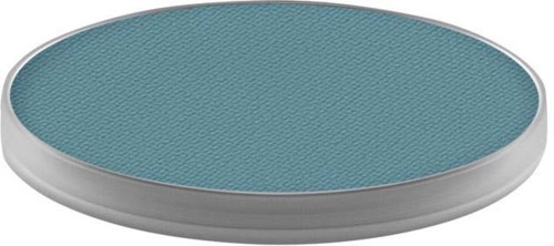 Een ronde spiegel met een zilveren rand en een blauw spiegeloppervlak.
