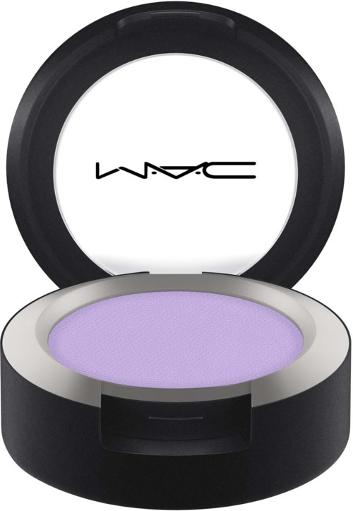 Pyöreä harja, jossa on vaalean violetti luomiväri ja MAC-logo kannessa.