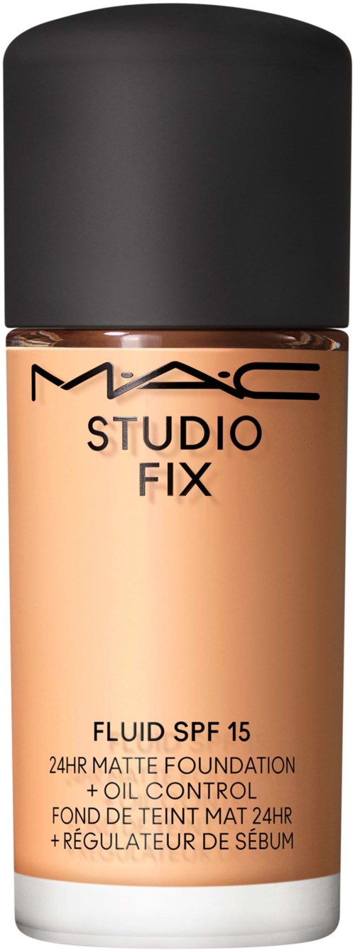 En flaske MAC Studio Fix Fluid SPF 15 foundation, matt finish, oljekontroll, i beige farge med svart lokk.