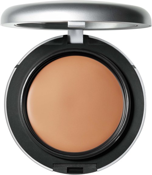 En rund makeupkompakt med spegel, öppen för att visa beige puder inuti.