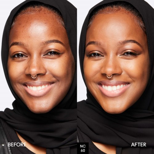 Sid-by-side bilder visar en kvinnas ansikte före och efter hudvård, ler med klar, glödande hud och septum-piercing.