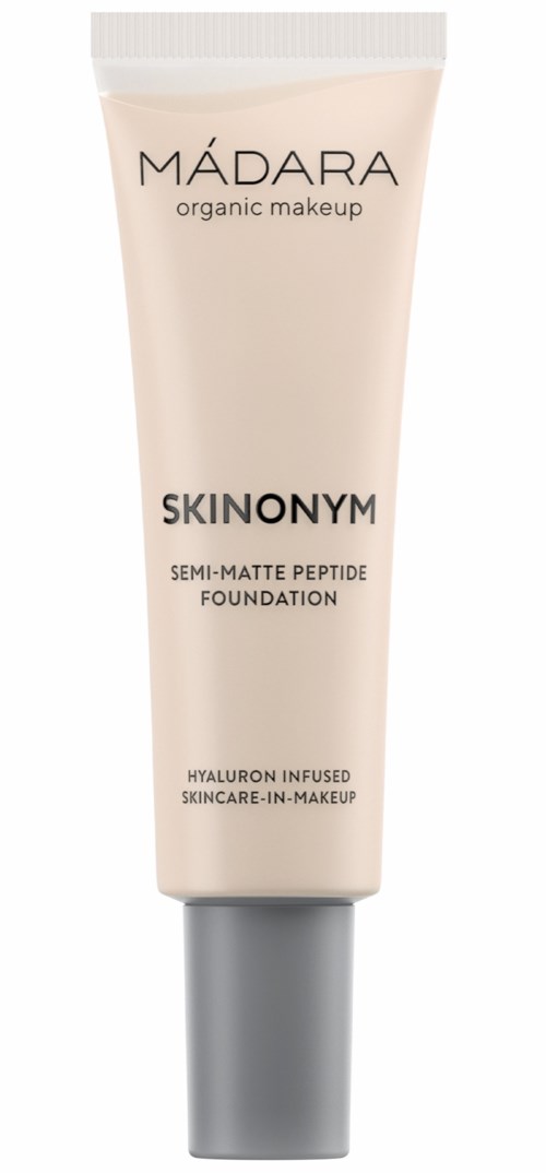 En beige tub av Madara foundation med silverlock, märkt som SKINONYM semi-matt peptidfoundation.