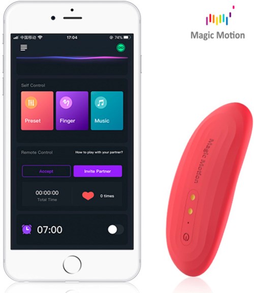 Ein Smartphone mit einer App-Anzeige und einem roten Gerät namens 'Magic Motion' daneben.