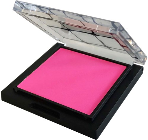 En rosa blush-kompakt med genomskinligt lock och svart botten.
