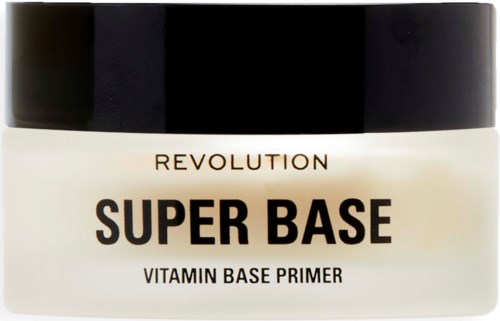 Een pot Revolution Super Base Vitamin Base Primer met zwarte en witte verpakking.