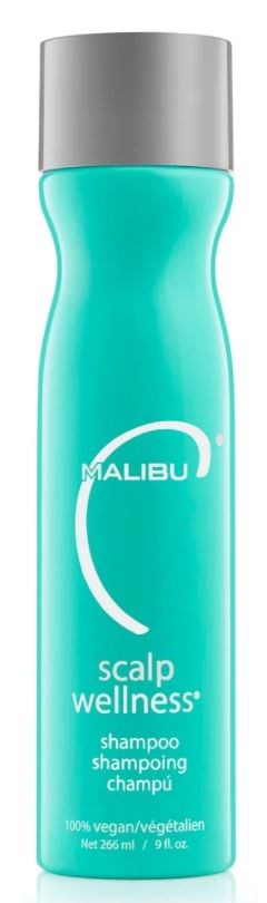 Blauwe fles met zilveren deksel. Malcolm Scalp Wellness shampoo, 100% veganistisch, 360 ml.