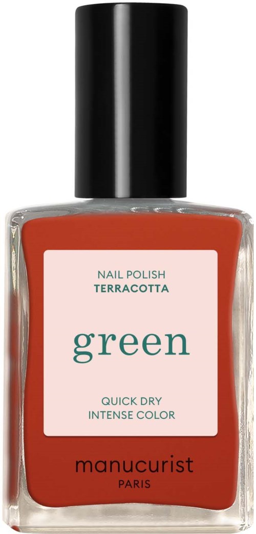 Ett nagellacksflaska med svart lock, röd lack och en rosa etikett som visar märket och färgen.