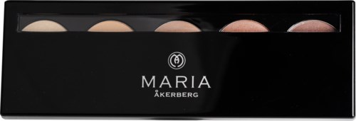 Makeup-Palette mit sechs Lidschatten in schwarzer Verpackung, beschriftet 'MARIA ÅKERBERG'.
