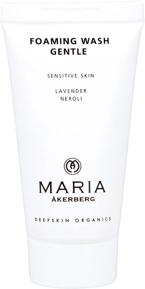 En vit tub med skummande tvätt för känslig hud med doft av lavendel och neroli, märkt Maria Åkerberg.
