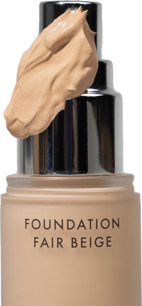Een fles foundation met het label "Fair Beige" en een beige substantie op de pomp.