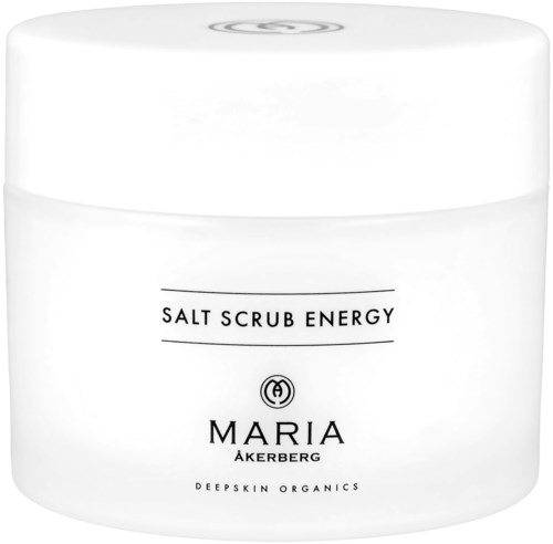 Ein weißer Behälter mit der Aufschrift 'Salt Scrub Energy' von Maria Akerberg, enthält Hautpeeling, schlichtes Design.