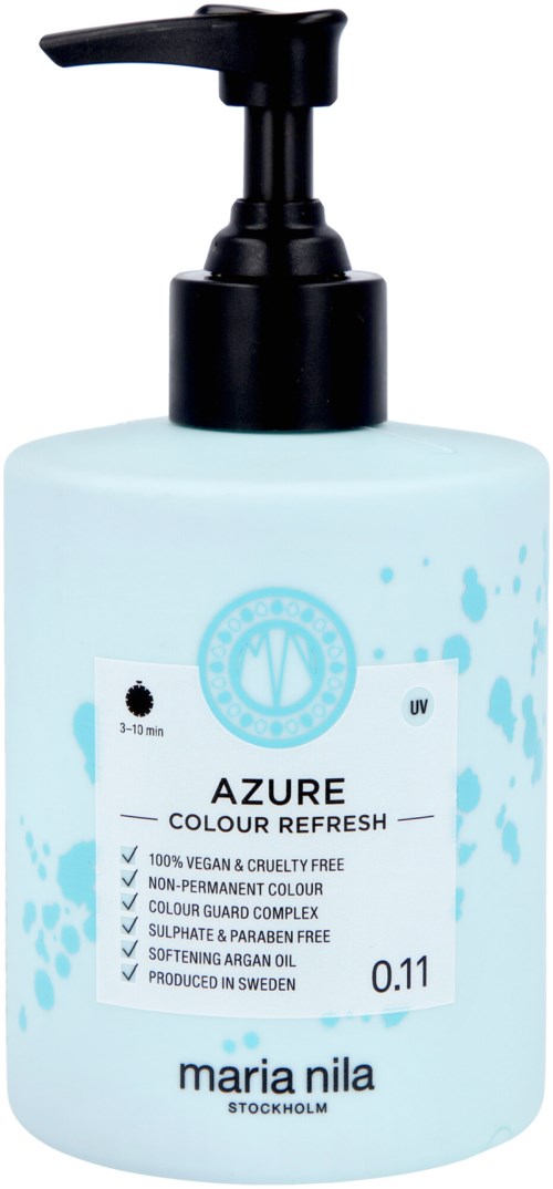 En ljusblå flaska med svart pump, märkt 'Azure Colour Refresh' av Maria Nila, från Stockholm.