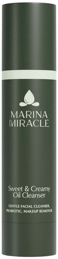 En grønn sylinderformet flaske merket Marina Miracle Sweet & Creamy Oil Cleanser for mild rengjøring av ansiktet.