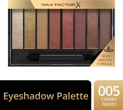 Een oogschaduwpalet met negen tinten, genaamd 'Eyeshadow Palette 005 Cherry Nudes', inclusief goud, bruin, roze en bronskleuren.