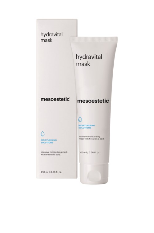 Eine weiße Tube und Schachtel des Hydravital Mask, mit blauer und schwarzer Schrift, betont feuchtigkeitsspendende Lösungen und Hyaluronsäure.
